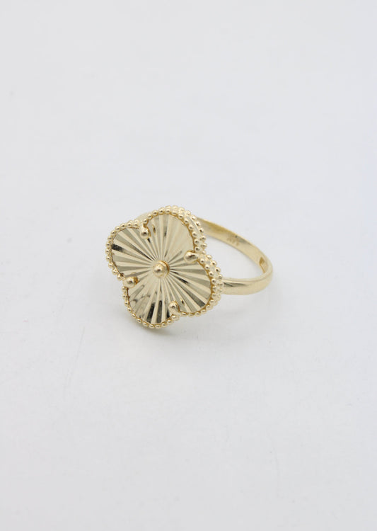 14K Clover Ring